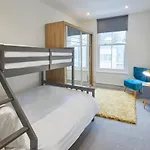 Daire Host & - Cornerhouse *