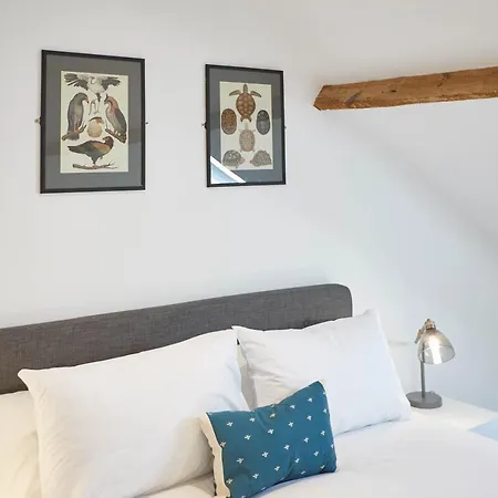 Apartment Host & - Cornerhouse