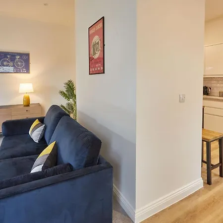 Host & - Cornerhouse * Saltburn-by-the-Sea