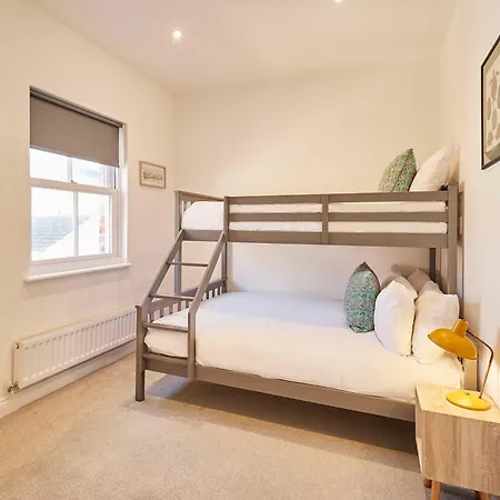 Host & - Cornerhouse